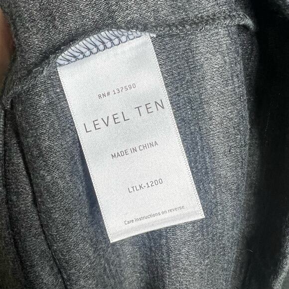 NWT Level Ten Shirt SMALL Long Sleeve Knit Tee Crewneck Charcoal Gray Minimalist - Picture 6 of 7
